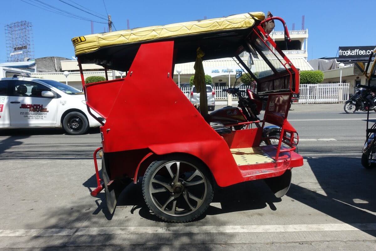 底抜けに陽気なトライシクル Davaonline